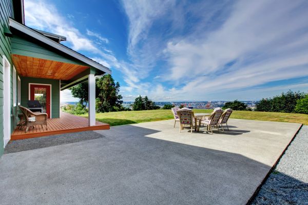 Cost of Backyard Paving in Crystal Lake