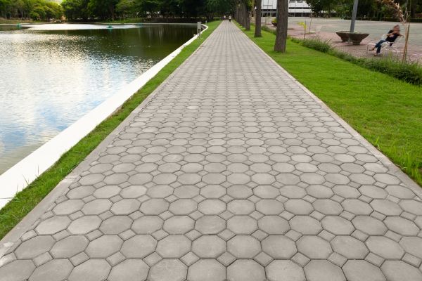 Cost of Pathway Pavers Installation in Crystal Lake